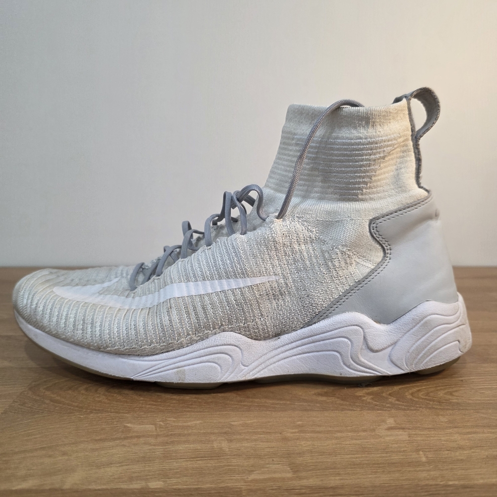 Nike Zoom Mercurial XI Flyknit - Men's size 11.5US.
